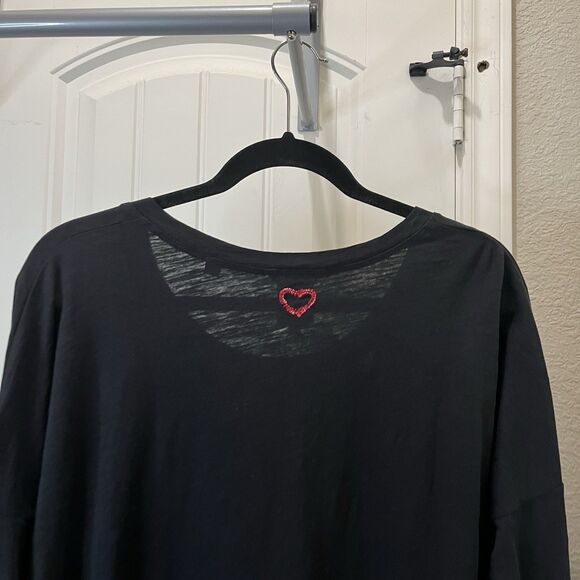 Darling Cabi # 4197 "Love You Tee" Boxy Fit Dropped Shoulders Black Top Size M - Picture 9 of 11